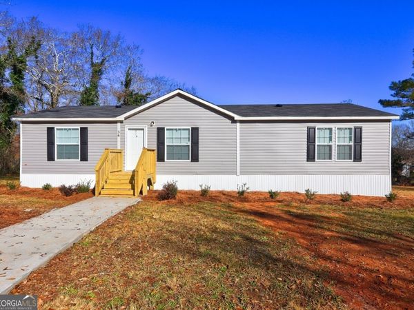 36 Highpoint Lane, Locust Grove, GA 30248