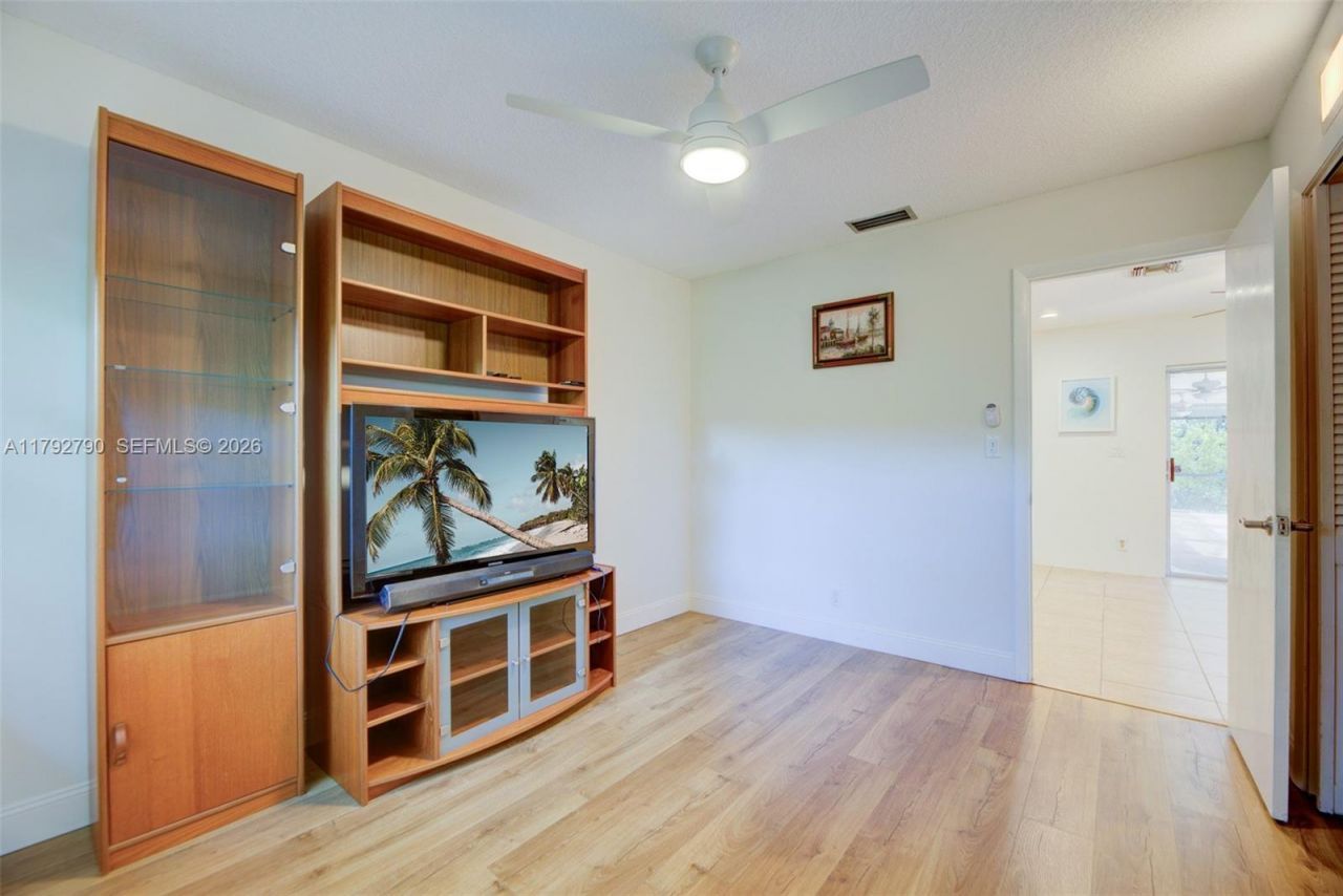 11560 NW 26th St, Plantation, FL 33323 Photo