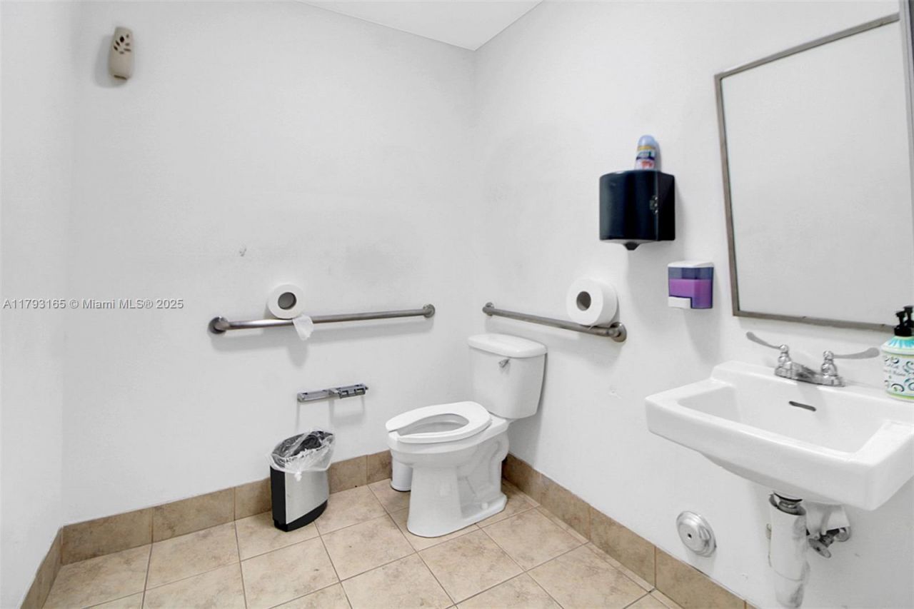 12600 SW 130th St, Unit 1-2-3-4-5-, Miami, FL 33186 Photo