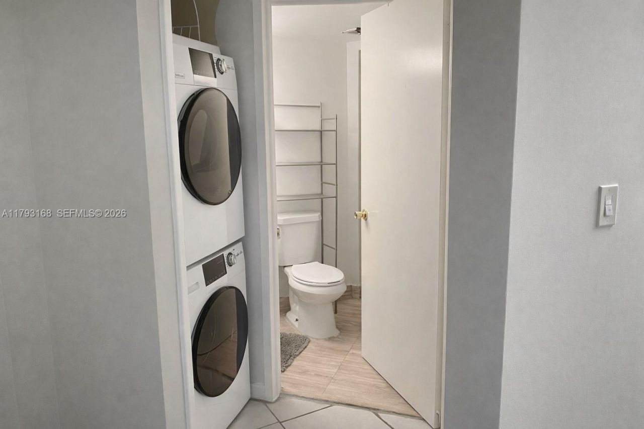 8305 SW 152nd Ave, Unit A-411, Miami, FL 33193 Photo