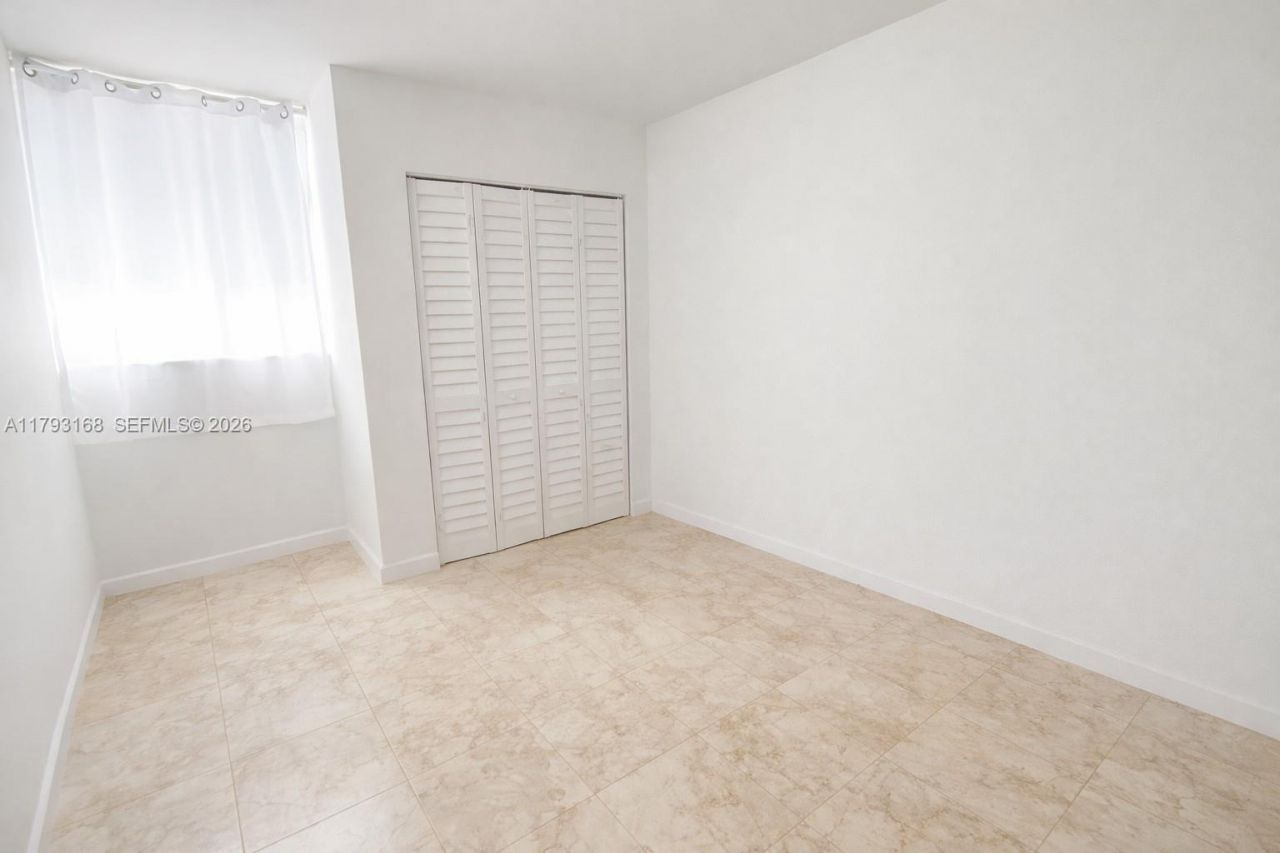 8305 SW 152nd Ave, Unit A-411, Miami, FL 33193 Photo