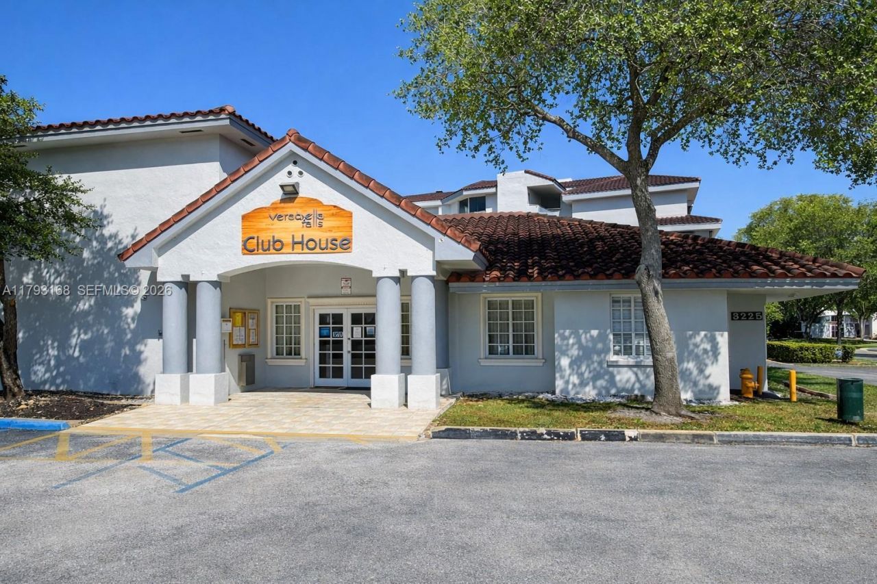 8305 SW 152nd Ave, Unit A-411, Miami, FL 33193 Photo