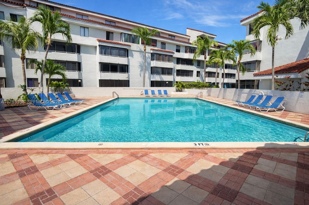 8305 SW 152nd Ave, Unit A-411, Miami, FL 33193 Photo