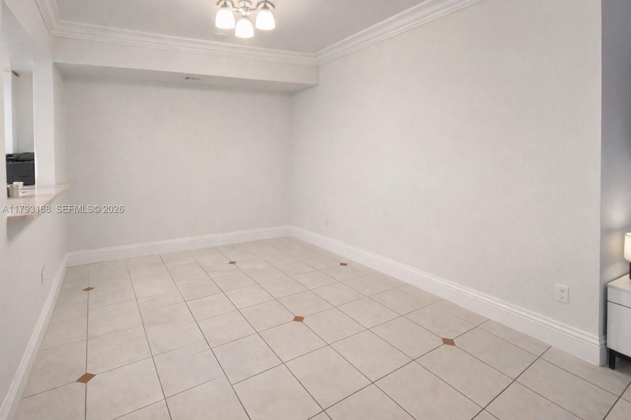 8305 SW 152nd Ave, Unit A-411, Miami, FL 33193 Photo