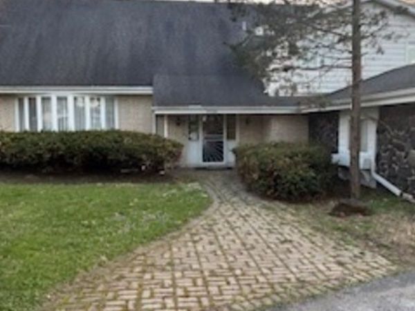 2700 Chariot Lane, Olympia Fields, IL 60461
