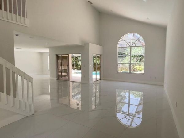 6805 NW 75th Place, Parkland, FL 33067