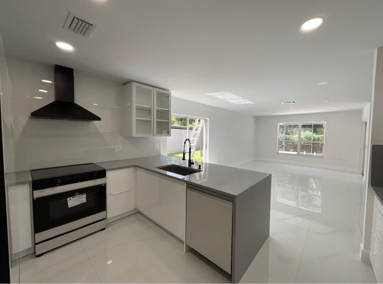 6805 NW 75th Place, Parkland, FL 33067 Photo