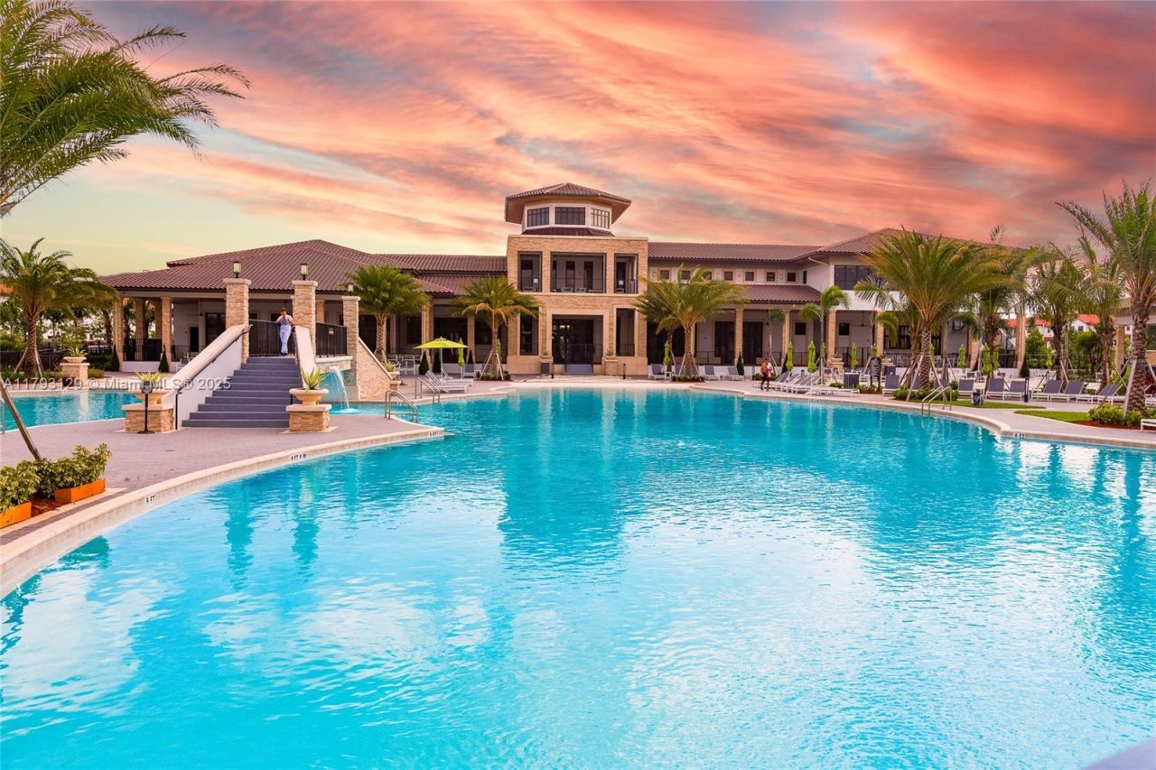 8175 NW 104th Ave, Unit 25, Doral, FL 33178 Photo