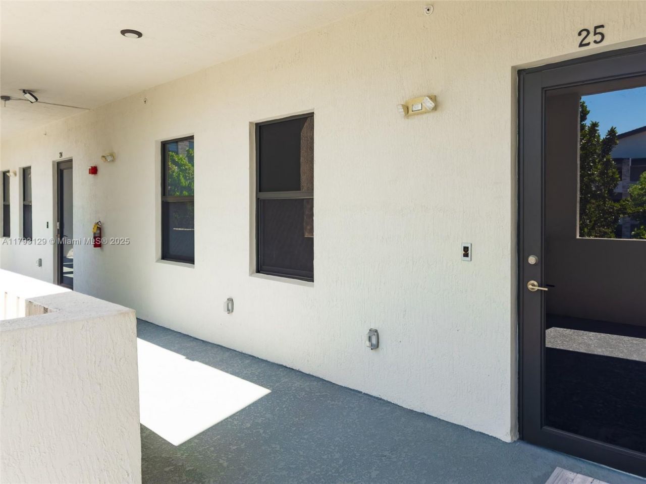 8175 NW 104th Ave, Unit 25, Doral, FL 33178 Photo