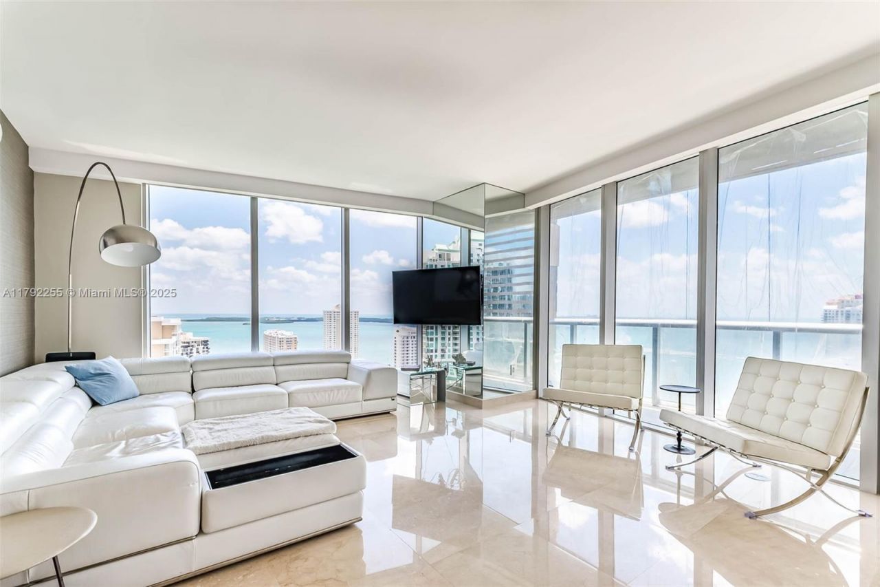 495 Brickell Ave, Unit 2801, Miami, FL 33131 Photo