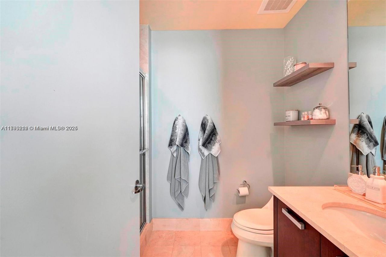 18101 Collins Ave, Unit 1105, Sunny Isles Beach, FL 33160 Photo