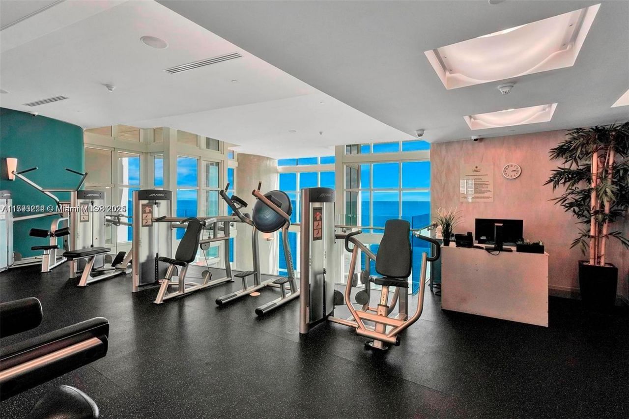 18101 Collins Ave, Unit 1105, Sunny Isles Beach, FL 33160 Photo