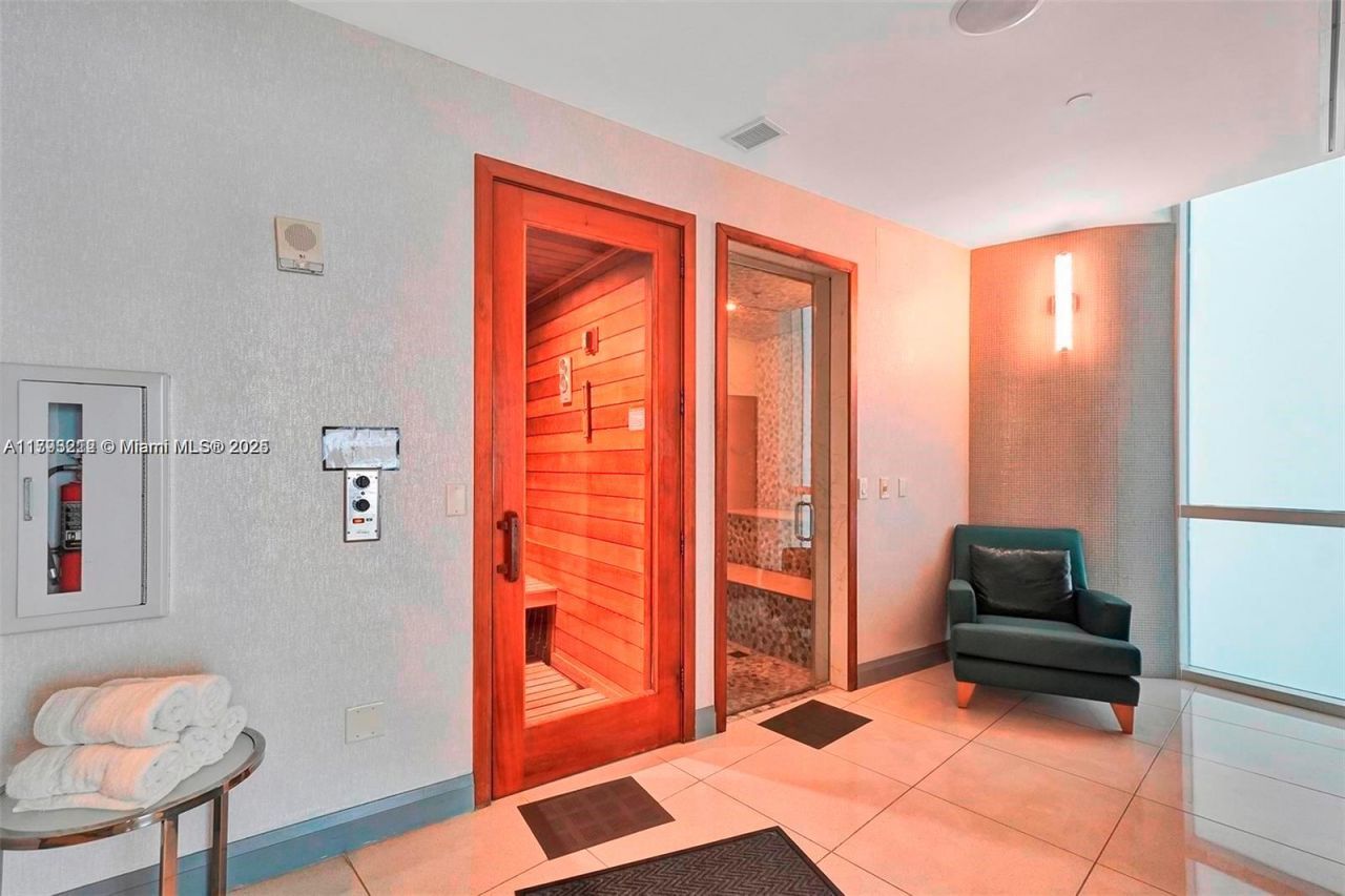 18101 Collins Ave, Unit 1105, Sunny Isles Beach, FL 33160 Photo