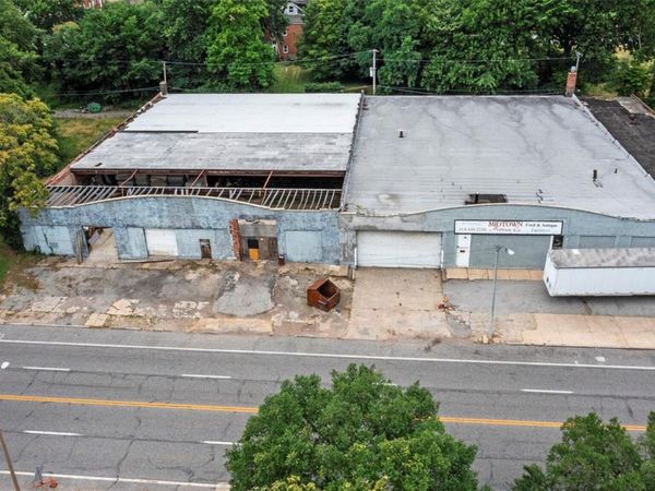 3960 Page Boulevard, St Louis, MO 63113