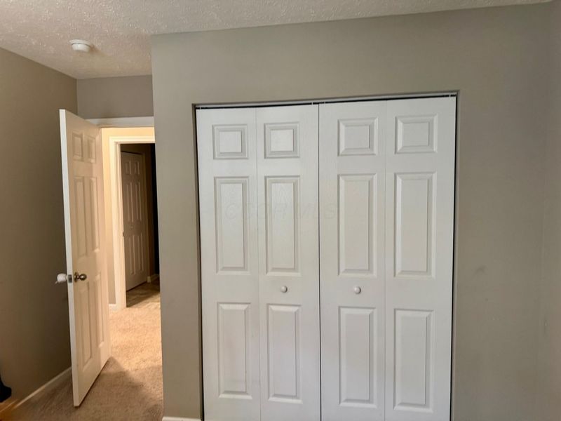 1123 Hampton Lane, London, OH 43140 Photo 11