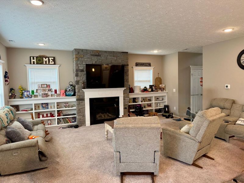 1123 Hampton Lane, London, OH 43140 Photo 4