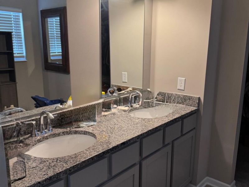 1123 Hampton Lane, London, OH 43140 Photo 8