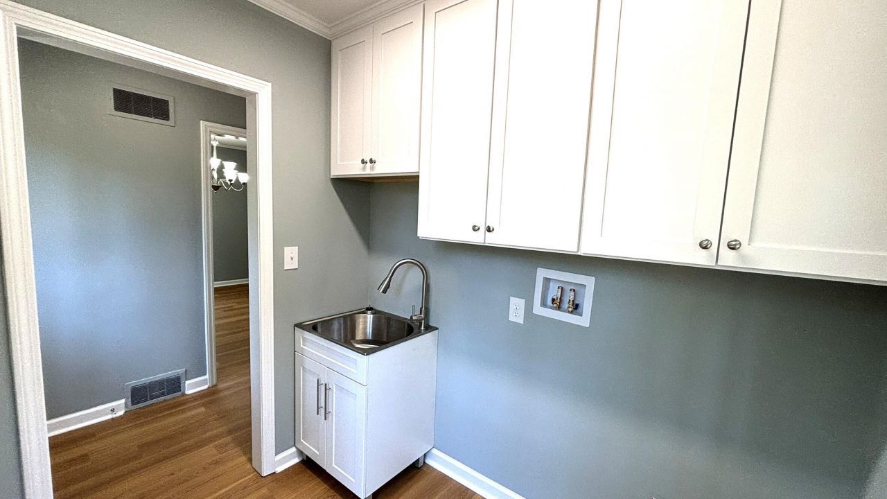 309 Perryclear Street Photo 12