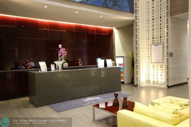 1830 S Ocean Drive, Unit 2809, Hallandale Beach, FL 33009 Photo