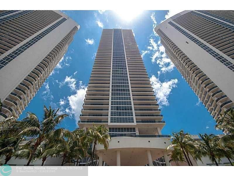 1830 S Ocean Drive, Unit 2809, Hallandale Beach, FL 33009 Photo