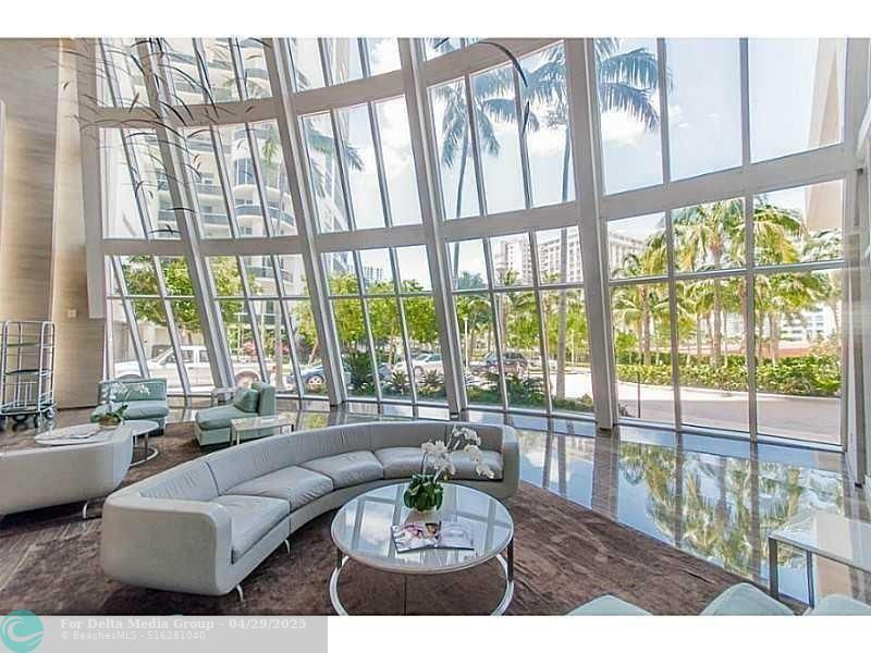 1830 S Ocean Drive, Unit 2809, Hallandale Beach, FL 33009 Photo