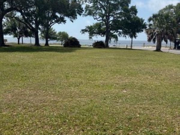 1470 Beach Boulevard, Biloxi, MS 39530