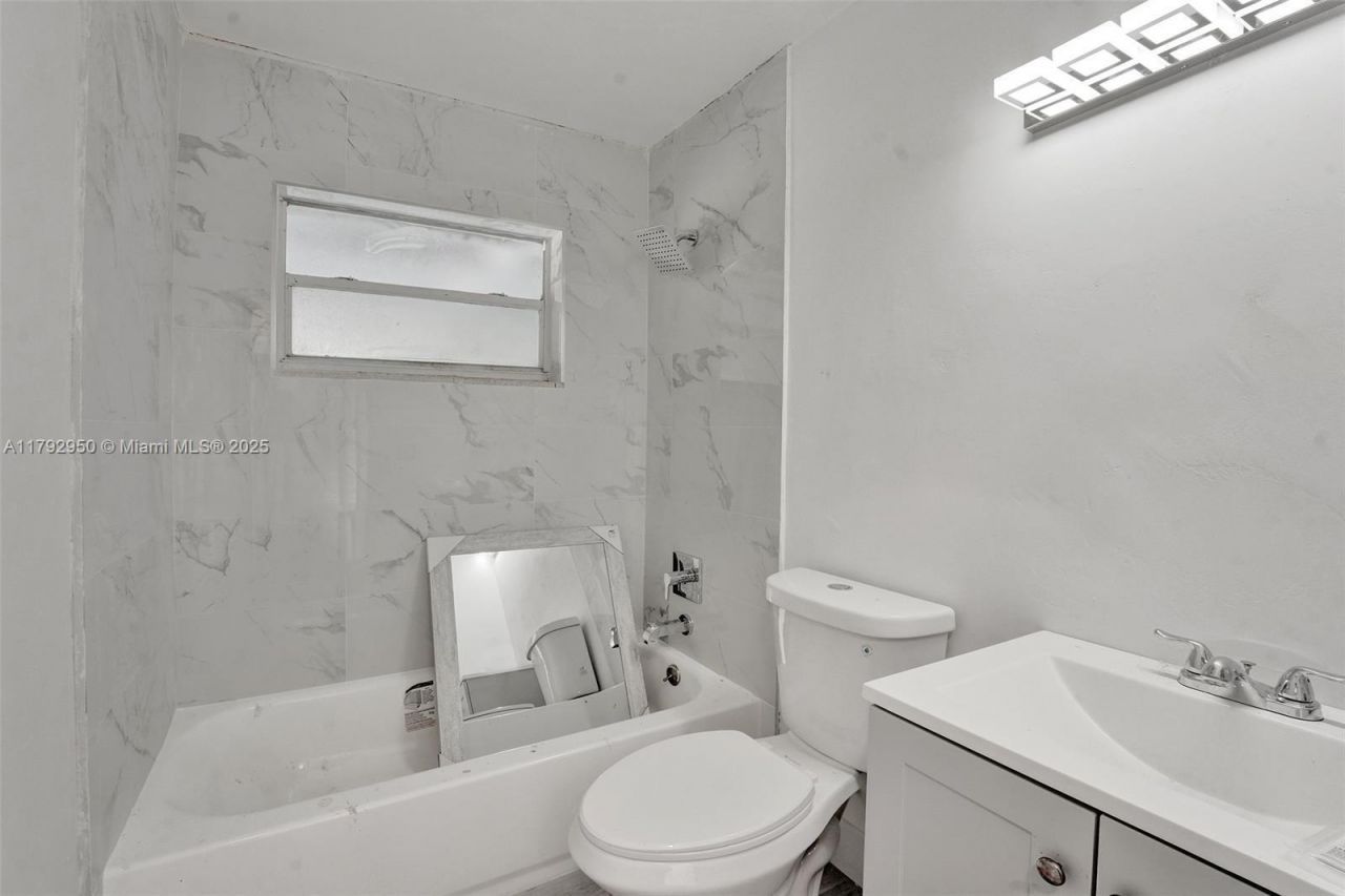 5657 Grant St, Hollywood, FL 33021 Photo