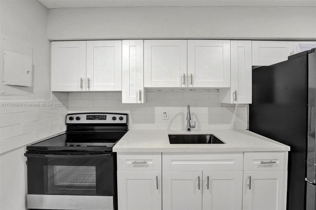 5657 Grant St, Hollywood, FL 33021 Photo