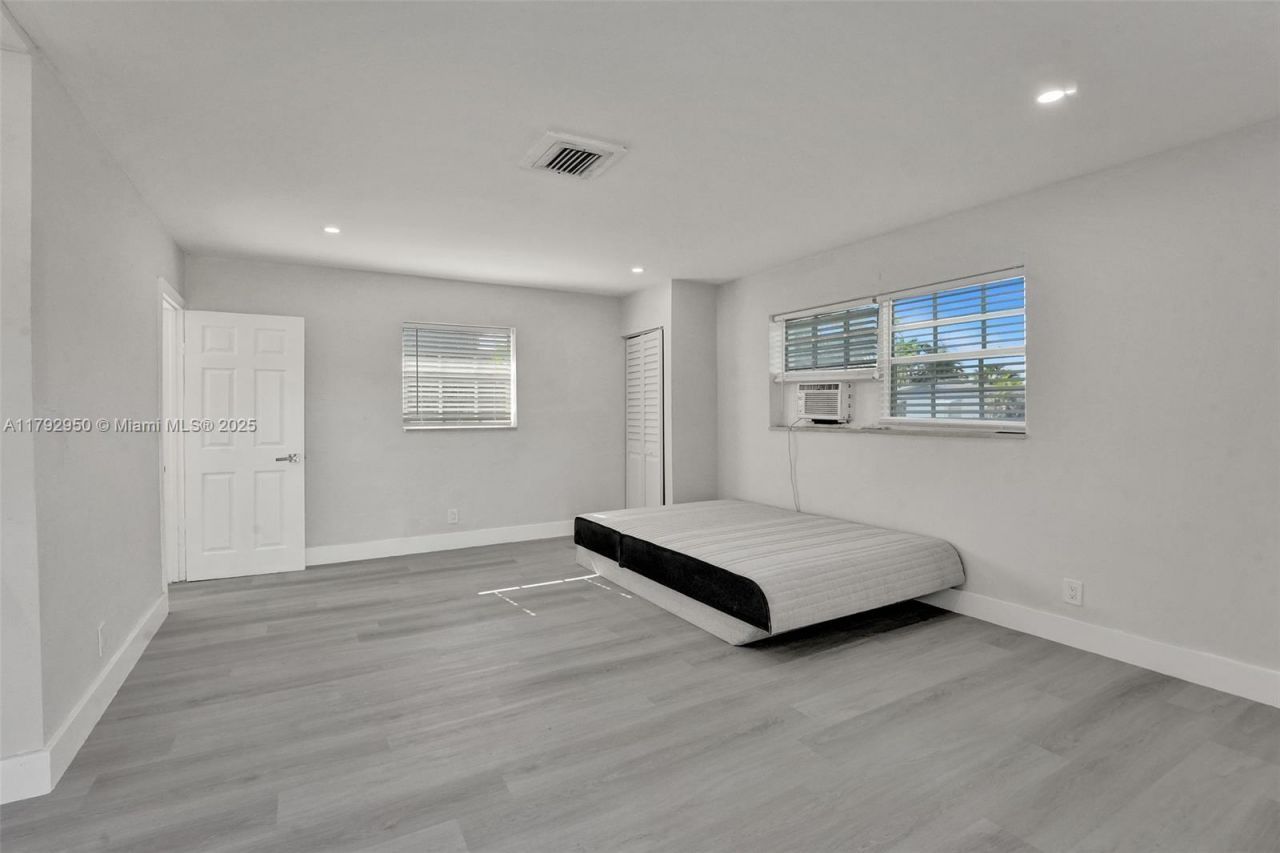 5657 Grant St, Hollywood, FL 33021 Photo