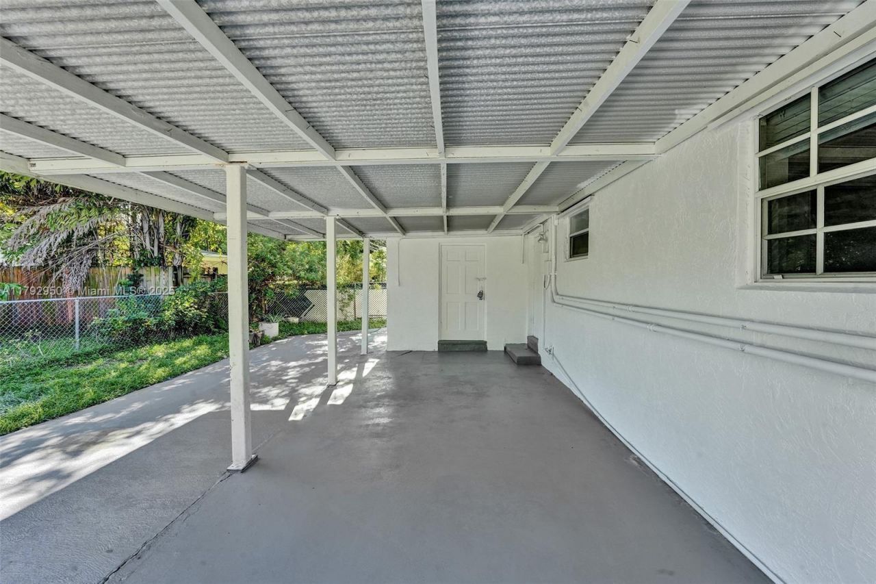 5657 Grant St, Hollywood, FL 33021 Photo