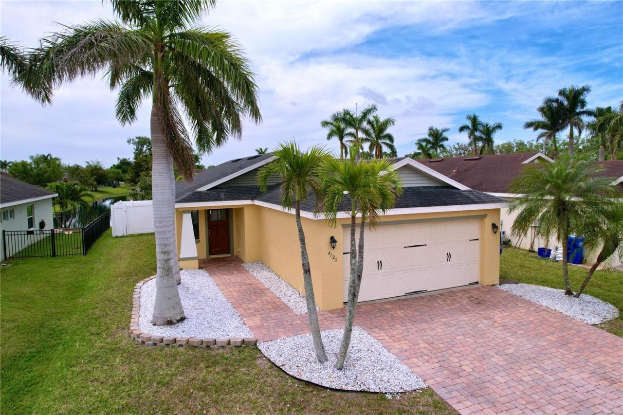 4826 San Ortebello Drive, Bradenton, FL 34208 Photo