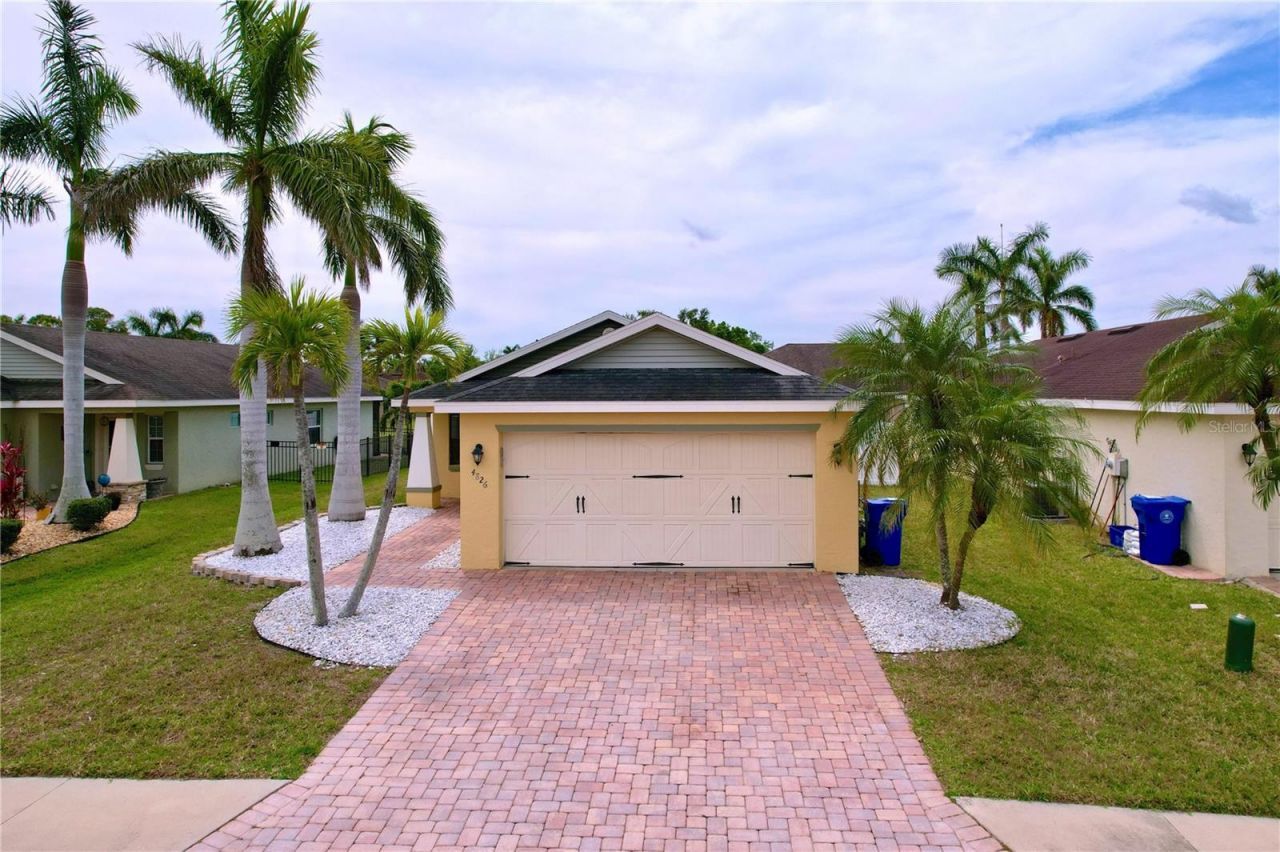 4826 San Ortebello Drive, Bradenton, FL 34208 Photo