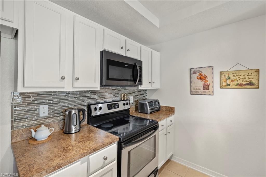 3330 N Key Dr, Unit 6, North Fort Myers, FL 33903 Photo