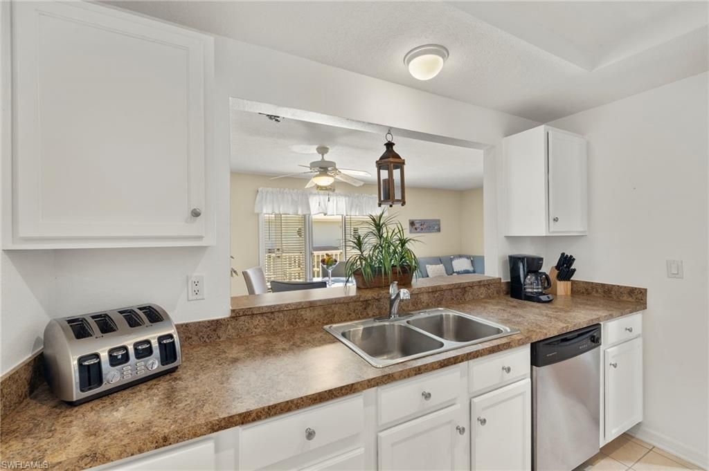 3330 N Key Dr, Unit 6, North Fort Myers, FL 33903 Photo