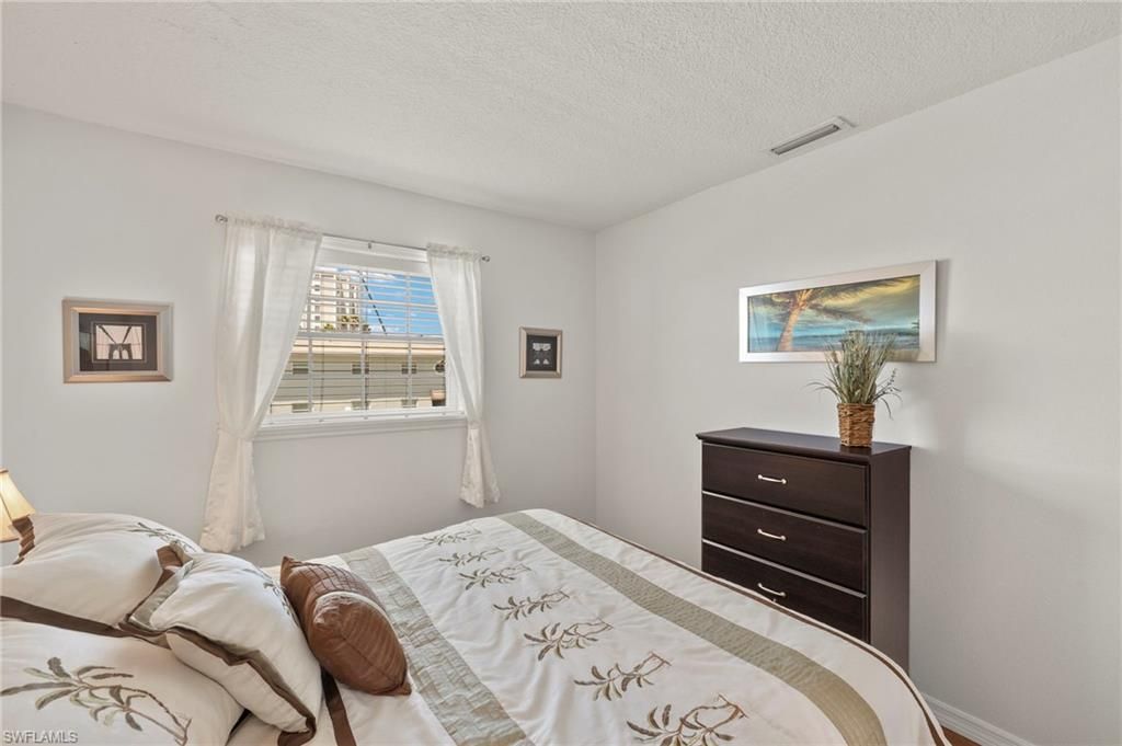 3330 N Key Dr, Unit 6, North Fort Myers, FL 33903 Photo