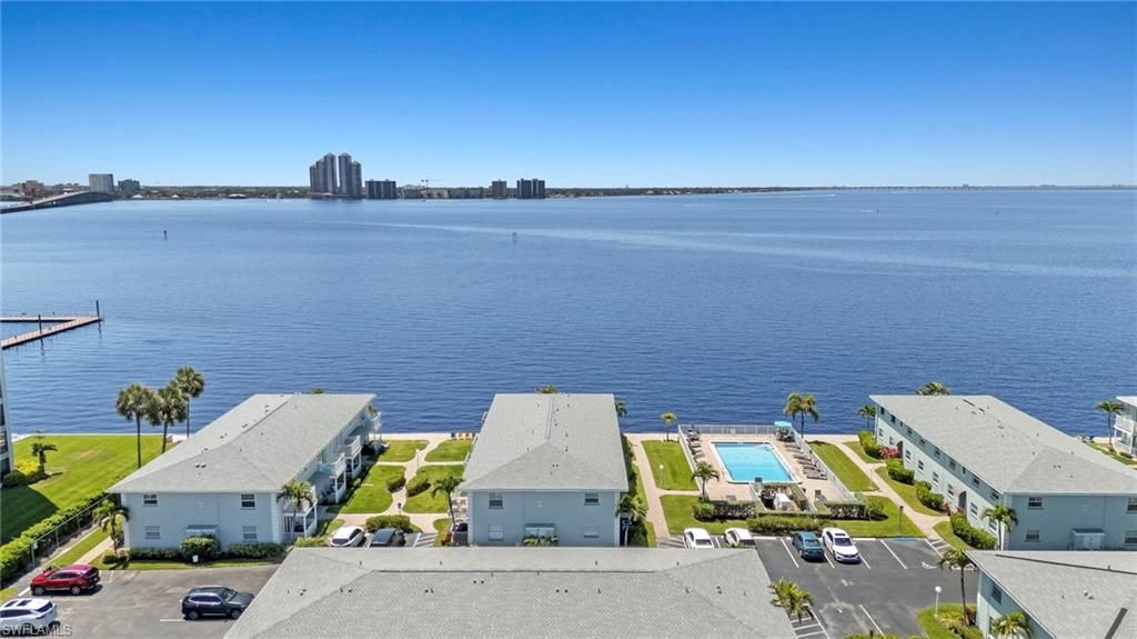 3330 N Key Dr, Unit 6, North Fort Myers, FL 33903 Photo