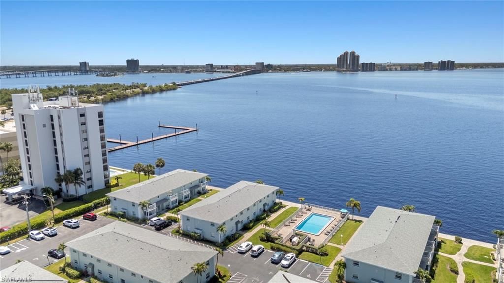 3330 N Key Dr, Unit 6, North Fort Myers, FL 33903 Photo