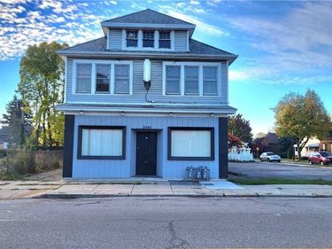 2047 Clinton Street, Buffalo, NY 14206