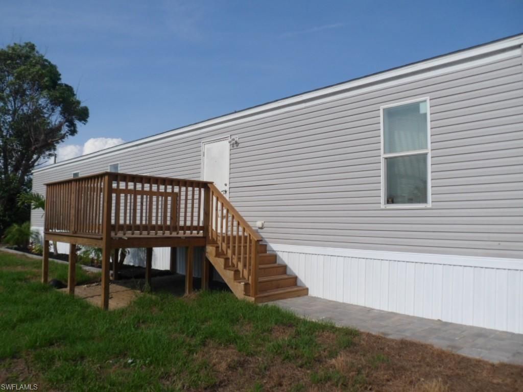 8405 Ebson Dr, North Fort Myers, FL 33917 Photo