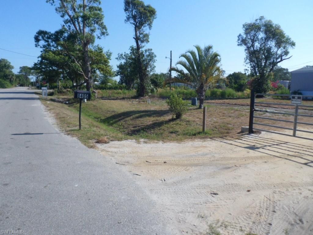 8405 Ebson Dr, North Fort Myers, FL 33917 Photo