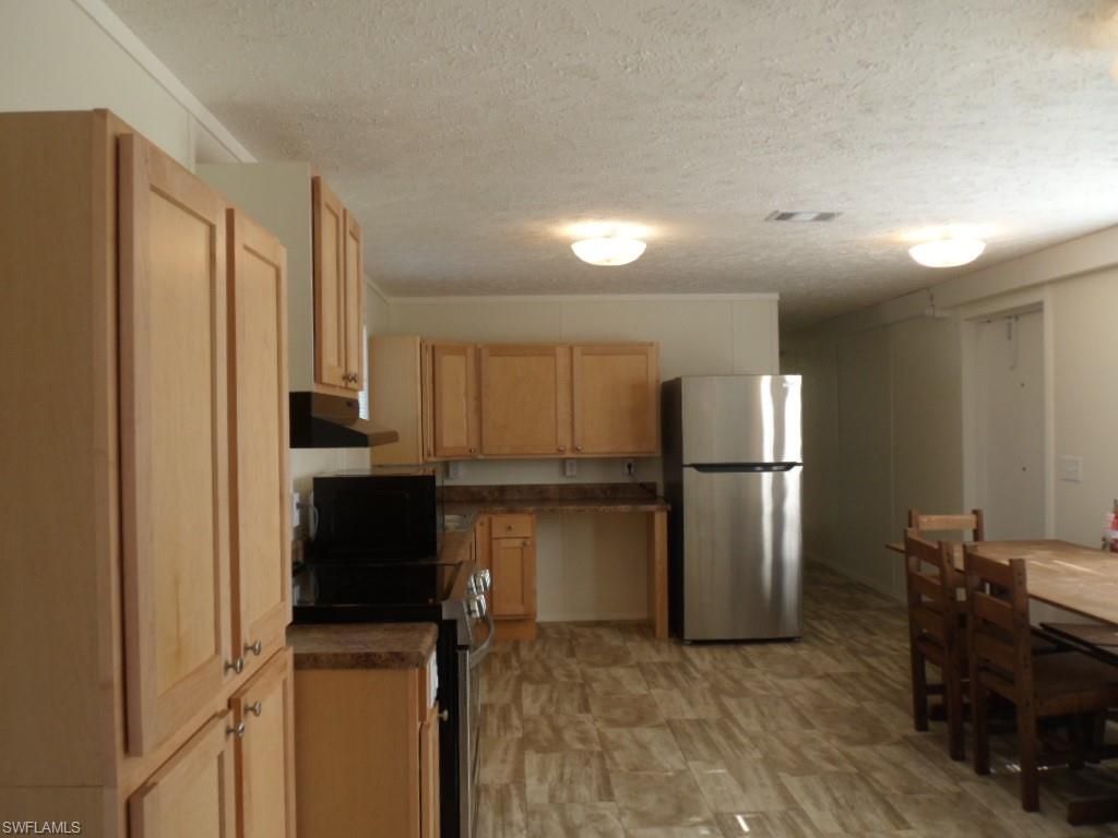 8405 Ebson Dr, North Fort Myers, FL 33917 Photo