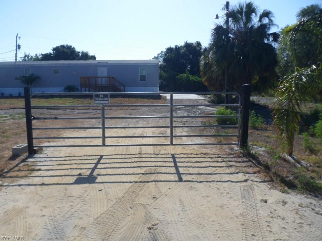 8405 Ebson Dr, North Fort Myers, FL 33917 Photo