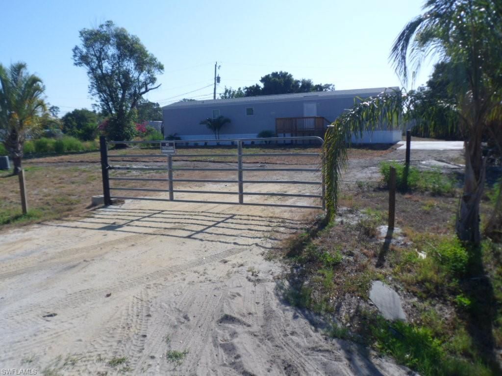 8405 Ebson Dr, North Fort Myers, FL 33917 Photo