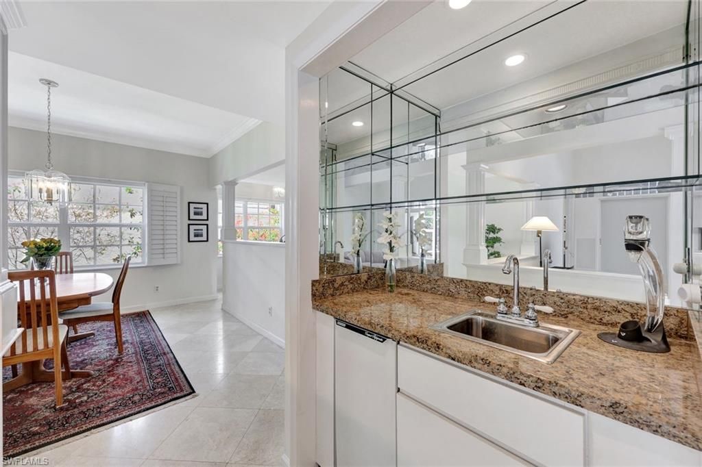 5929 Chanteclair Dr, Unit 8, Naples, FL 34108 Photo