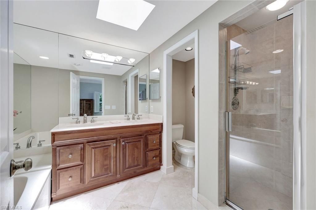 5929 Chanteclair Dr, Unit 8, Naples, FL 34108 Photo