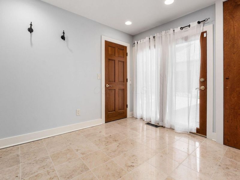 4930 E Walnut Street, Westerville, OH 43081 Photo 48