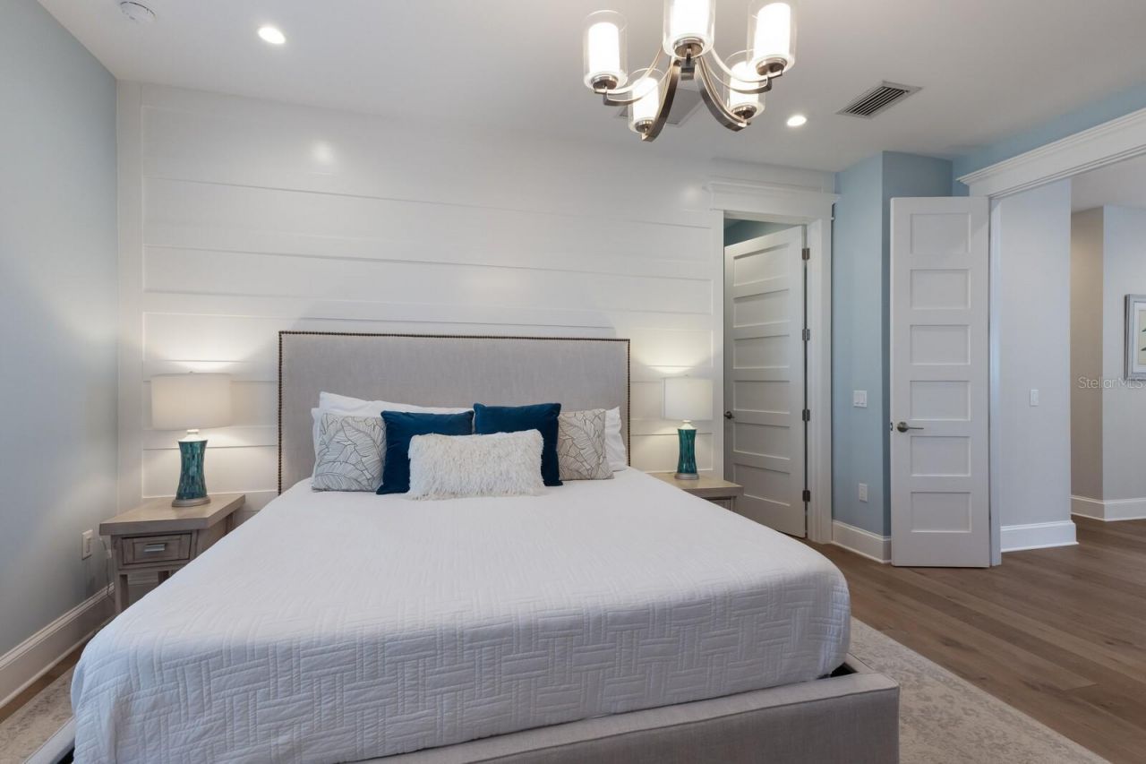 222 Willow Avenue, Anna Maria, FL 34216 Photo