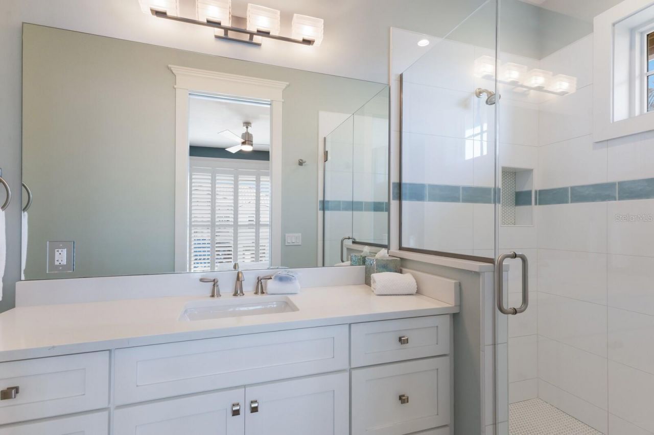 222 Willow Avenue, Anna Maria, FL 34216 Photo