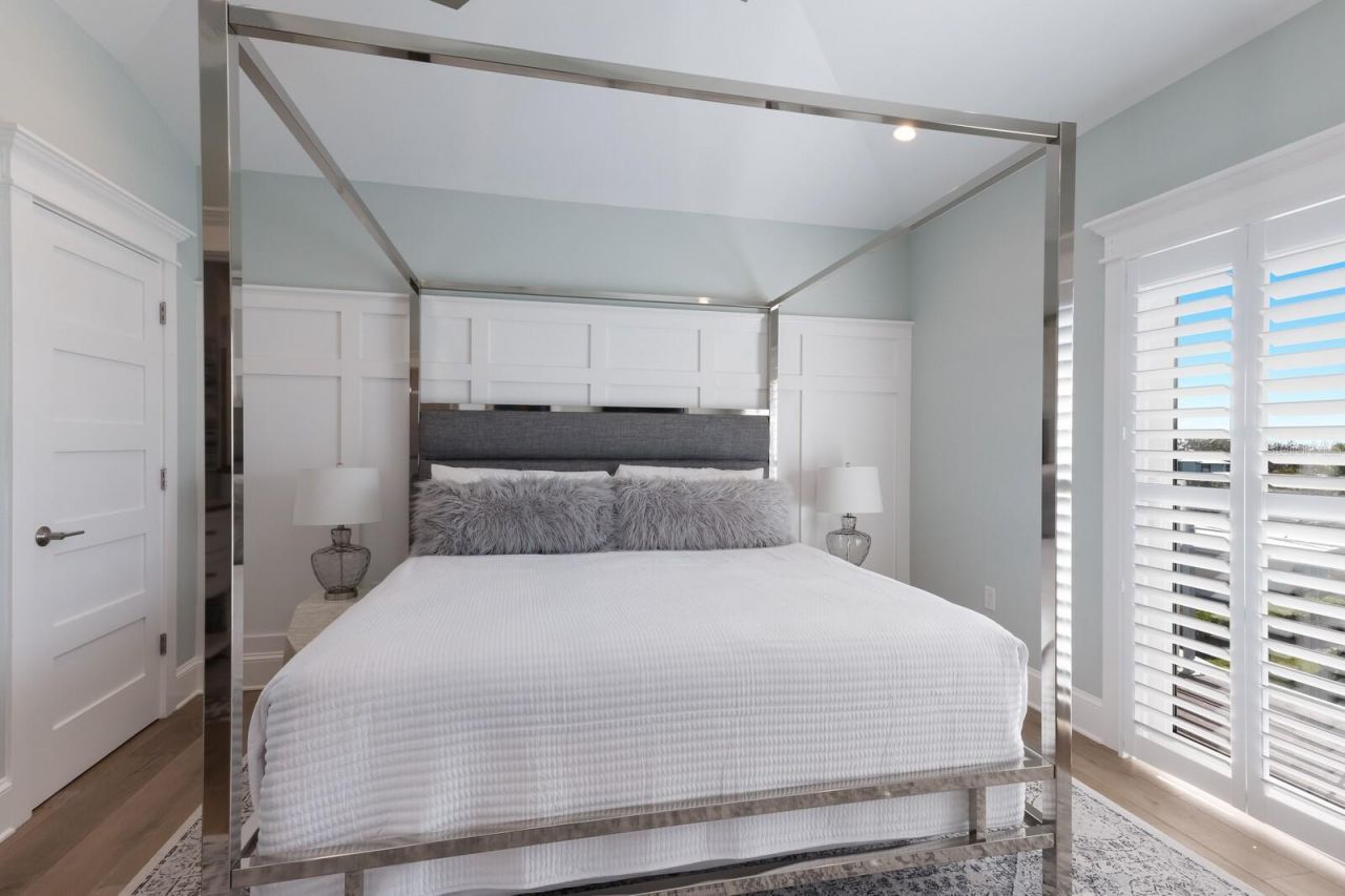 222 Willow Avenue, Anna Maria, FL 34216 Photo