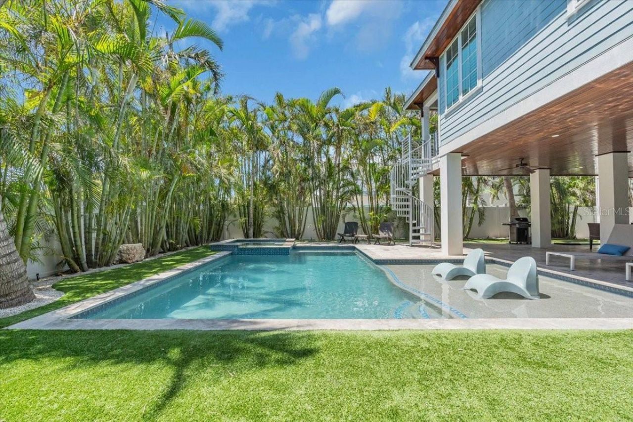 222 Willow Avenue, Anna Maria, FL 34216 Photo